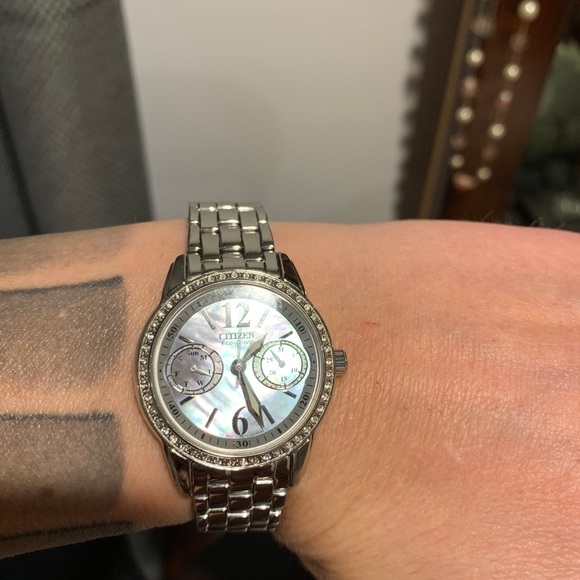 Citizen Eco Drive Watch in mint condition.
